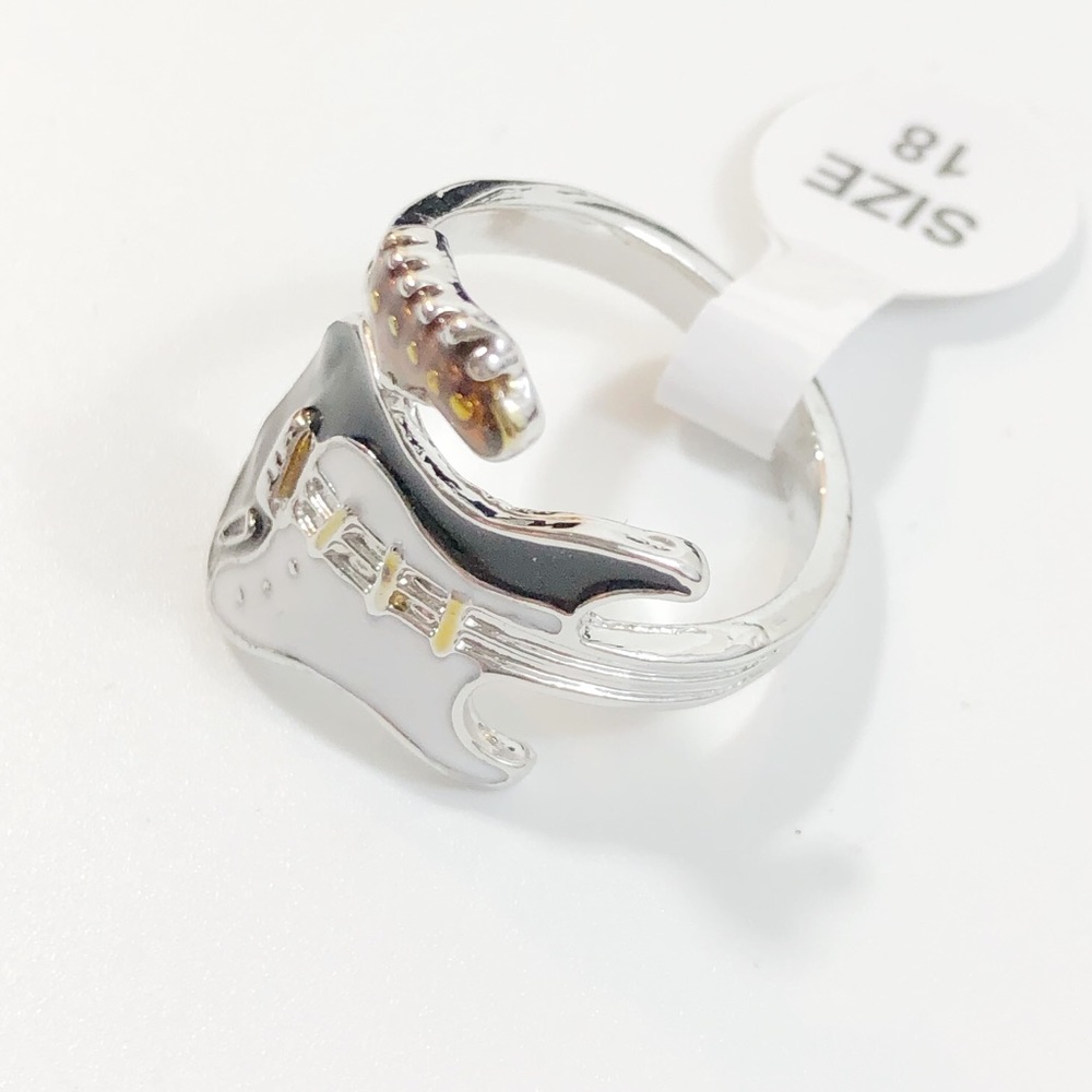 Guitar 🎸 Wrap Ring Unisex NWT Thumb Size 8 - Picture 2 of 4